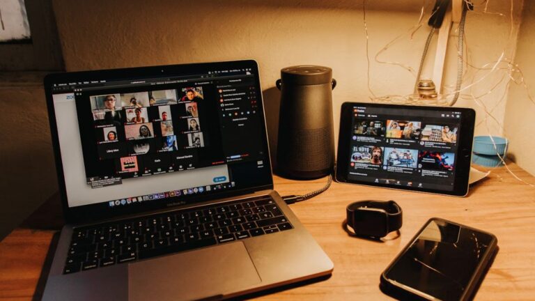 Google Meet vs. Zoom The Ultimate Face-Off in Video Conferencing